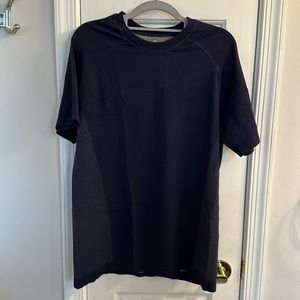 Fabletics Men’s The Training Day Tee Navy Large